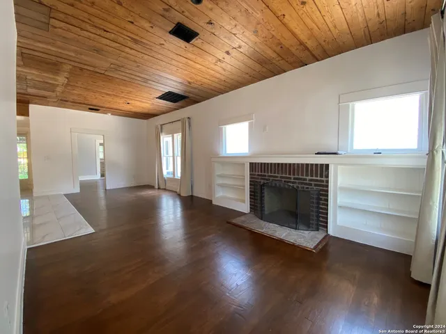 $2,500 | 109 Magnolia Drive, San Antonio, TX 78212