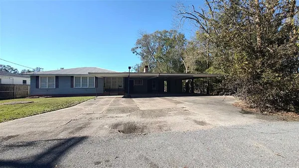 $144,000 | 811 Schriever Street, Jennings, LA 70546
