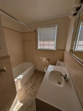 $144,000 | 811 Schriever Street, Jennings, LA 70546