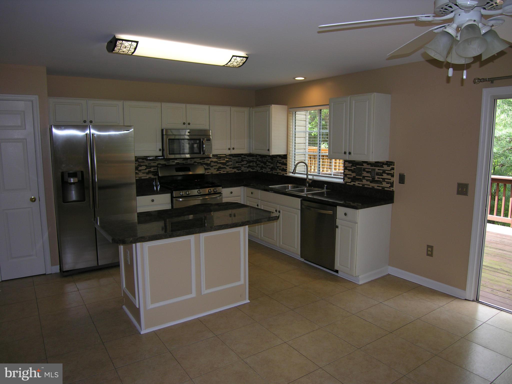 10948 Baskerville Road Reisterstown, MD 21136 - Photo 2 of 22 Kitchen