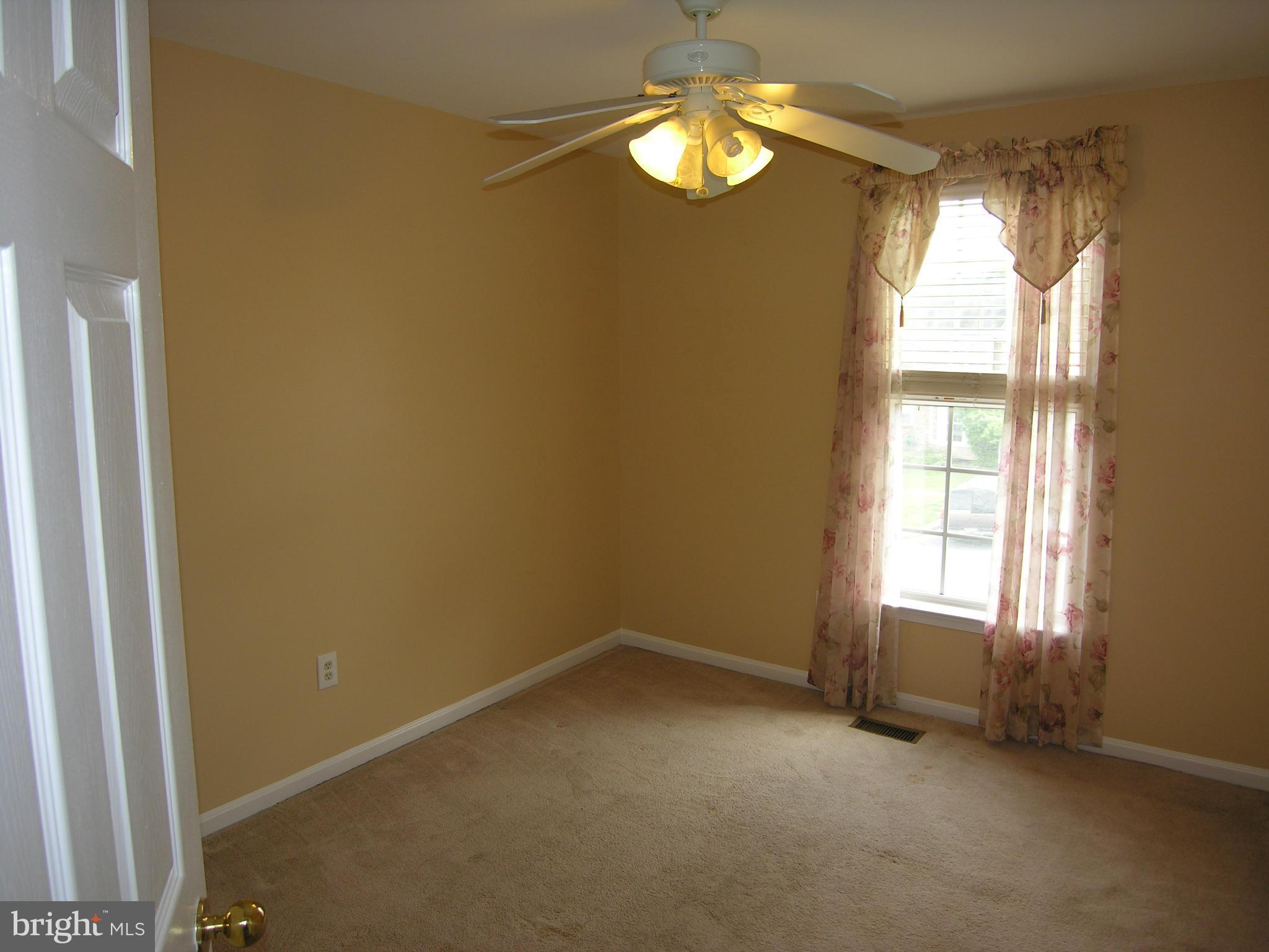 10948 Baskerville Road Reisterstown, MD 21136 - Photo 16 of 22 Bedroom