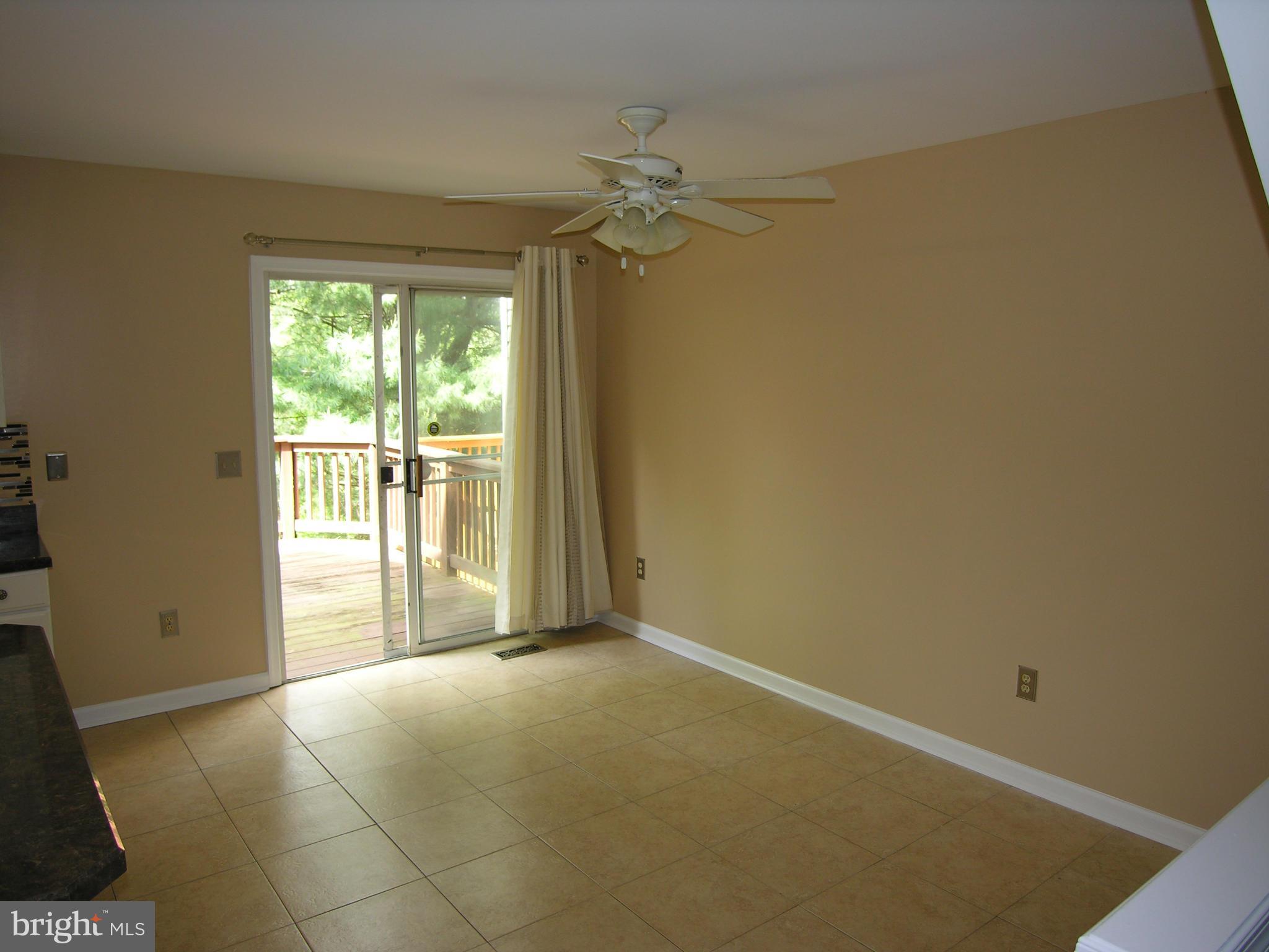10948 Baskerville Road Reisterstown, MD 21136 - Photo 6 of 22 Kitchen