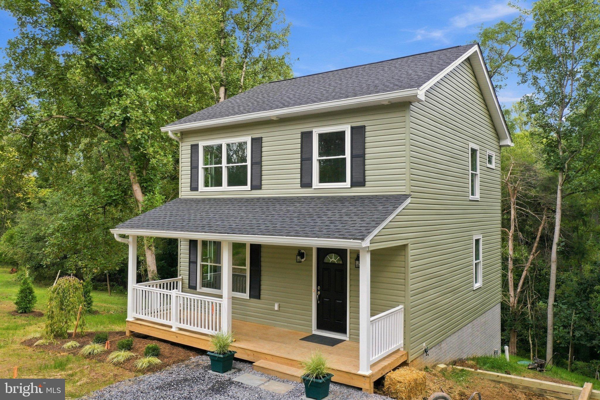 152 Persimmon Road Front Royal, VA 22630 - Photo 2 of 36 Gallery Image 2