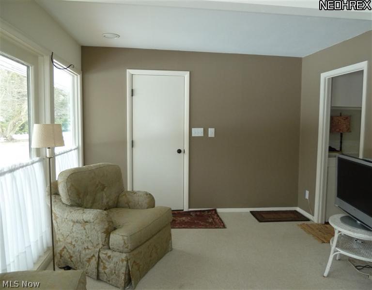 21 Woodside Road Chagrin Falls, OH 44022 - Photo 8 of 16 Gallery Image 8