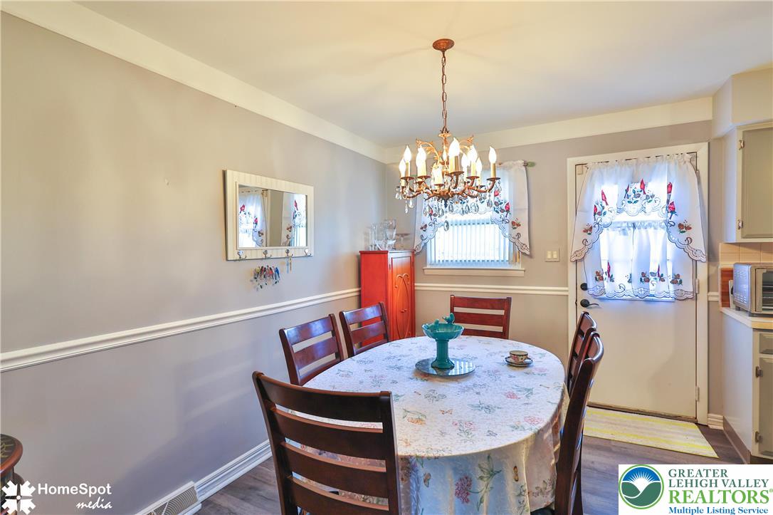 121 Woodcrest Circle Allentown, PA 18103 - Photo 16 of 76