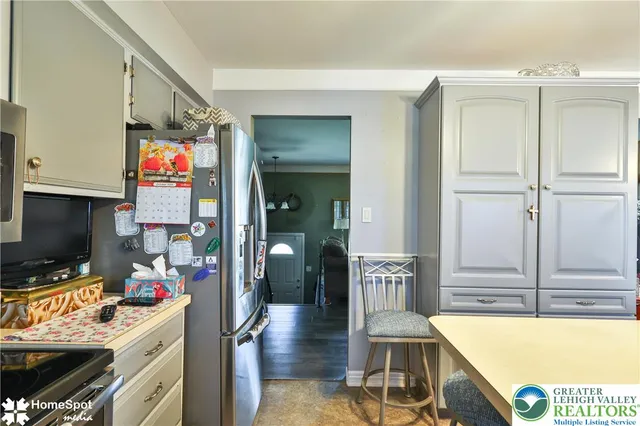 $359,900 | 121 Woodcrest Circle, Allentown, PA 18103