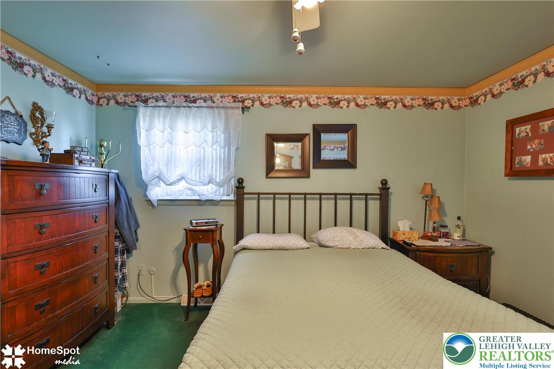 121 Woodcrest Circle Allentown, PA 18103 - Photo 30 of 76