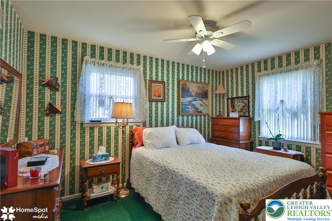 121 Woodcrest Circle Allentown, PA 18103 - Photo 34 of 76