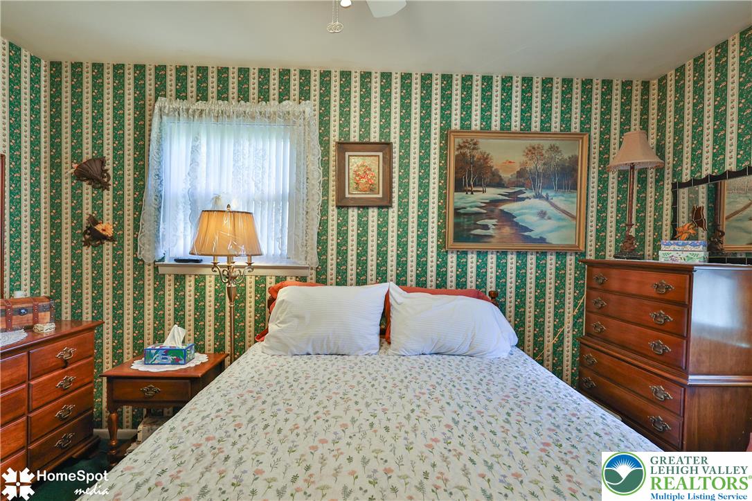 121 Woodcrest Circle Allentown, PA 18103 - Photo 36 of 76