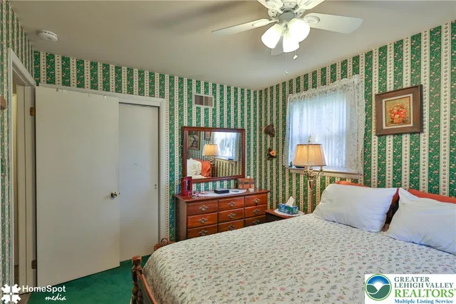 $359,900 | 121 Woodcrest Circle, Allentown, PA 18103