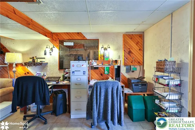 $359,900 | 121 Woodcrest Circle, Allentown, PA 18103