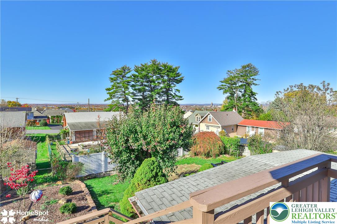 121 Woodcrest Circle Allentown, PA 18103 - Photo 60 of 76