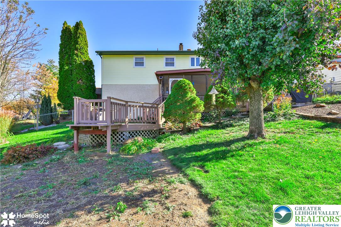 121 Woodcrest Circle Allentown, PA 18103 - Photo 70 of 76