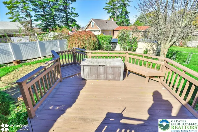 $359,900 | 121 Woodcrest Circle, Allentown, PA 18103