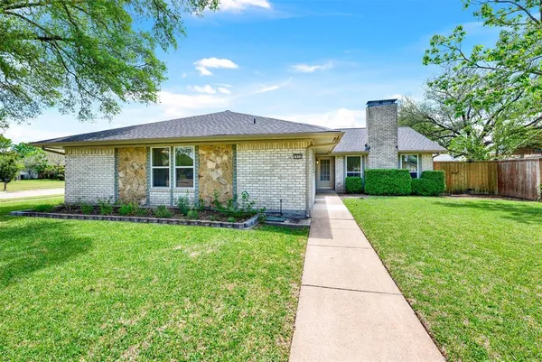 $399,900 | 1912 Richland Drive, Richardson, TX 75081