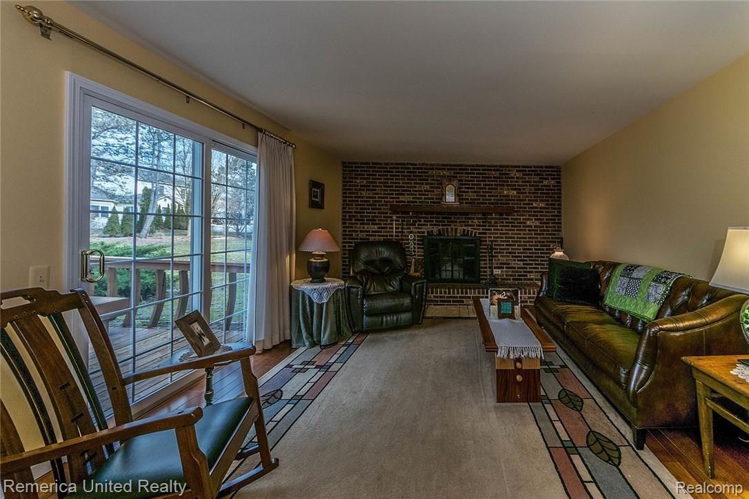 24383 Jamestowne Road Novi, MI 48375 - Photo 18 of 37 25_26.jpg