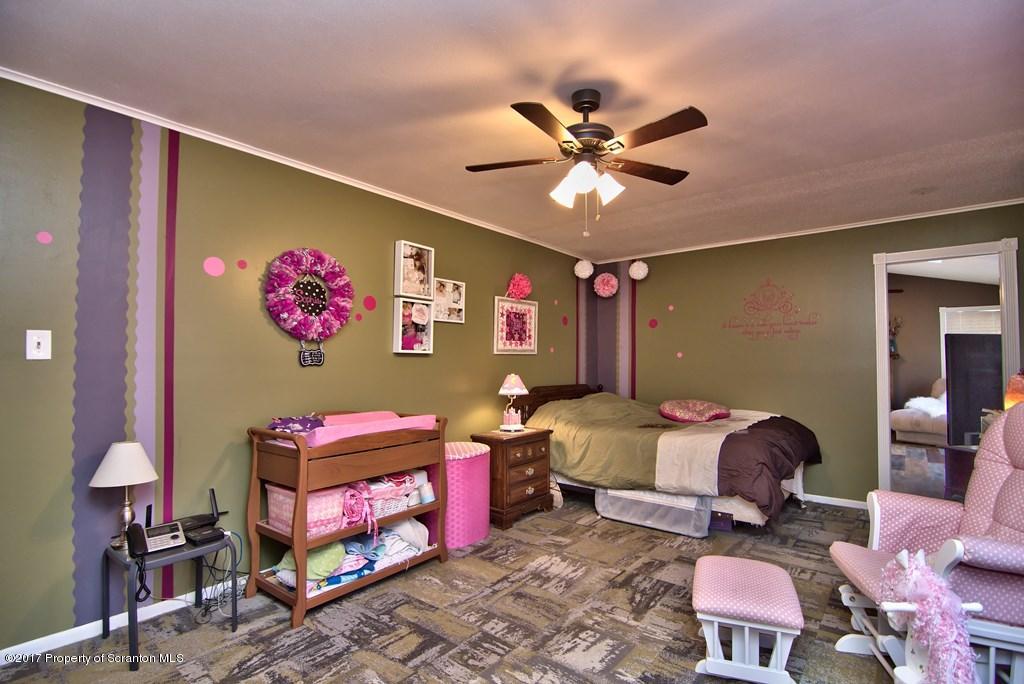 58 White Birch Road Dalton, PA 18414 - Photo 11 of 44 Gallery Image 11