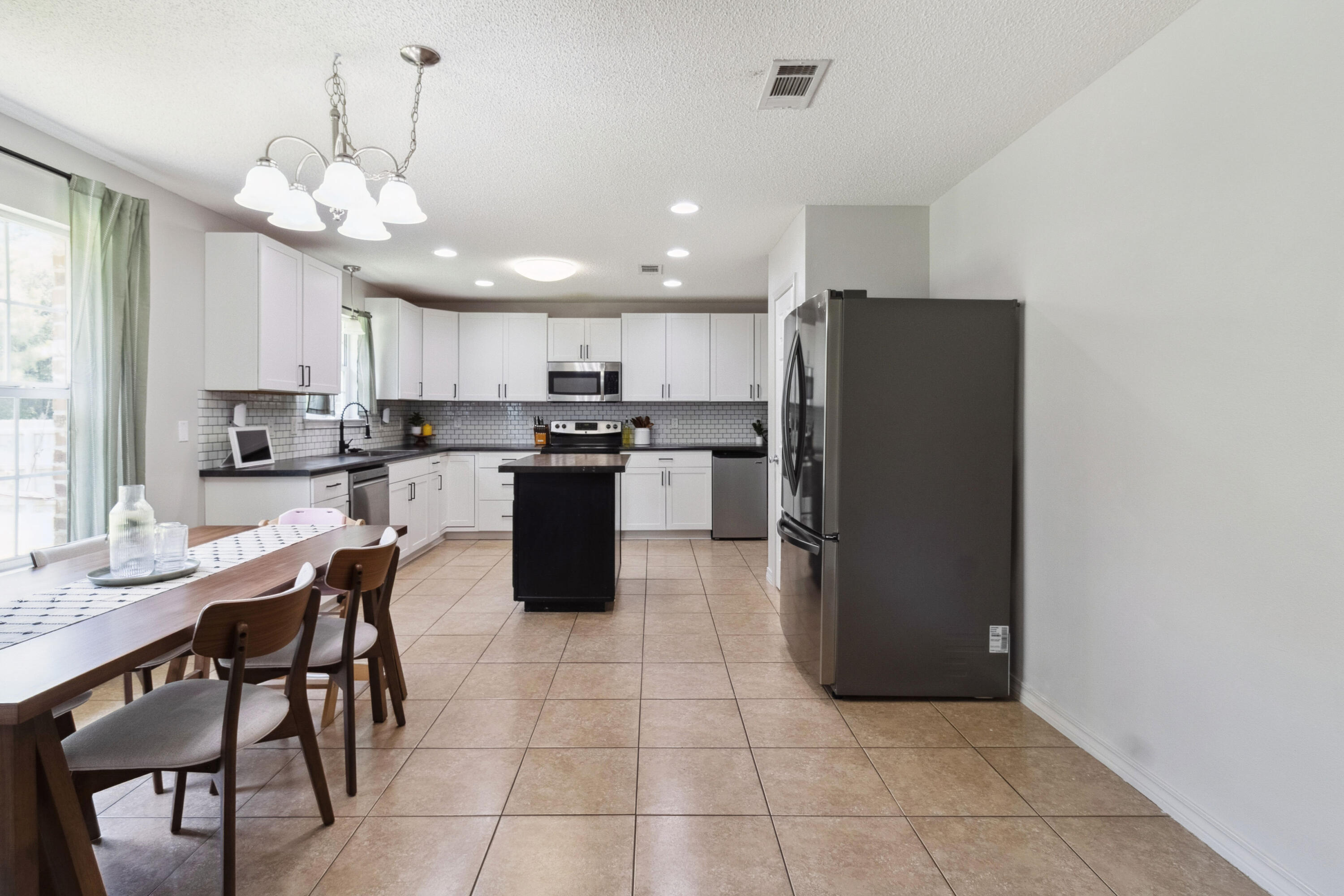 7329 Gordon Evans Road Navarre, FL 32566 - Photo 7 of 27 Kitchen/Dining