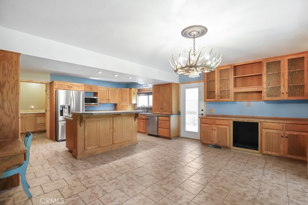 21645 Job Peaks Road Cedarpines Park, CA 92322 - Photo 13 of 63