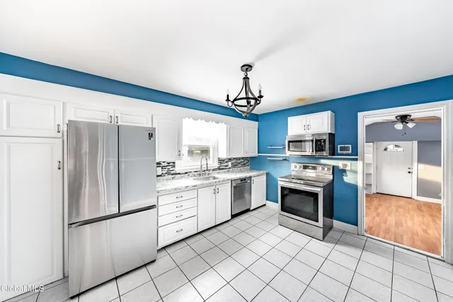 $243,500 | 51 Coleman Avenue, Hudson Falls, NY 12839