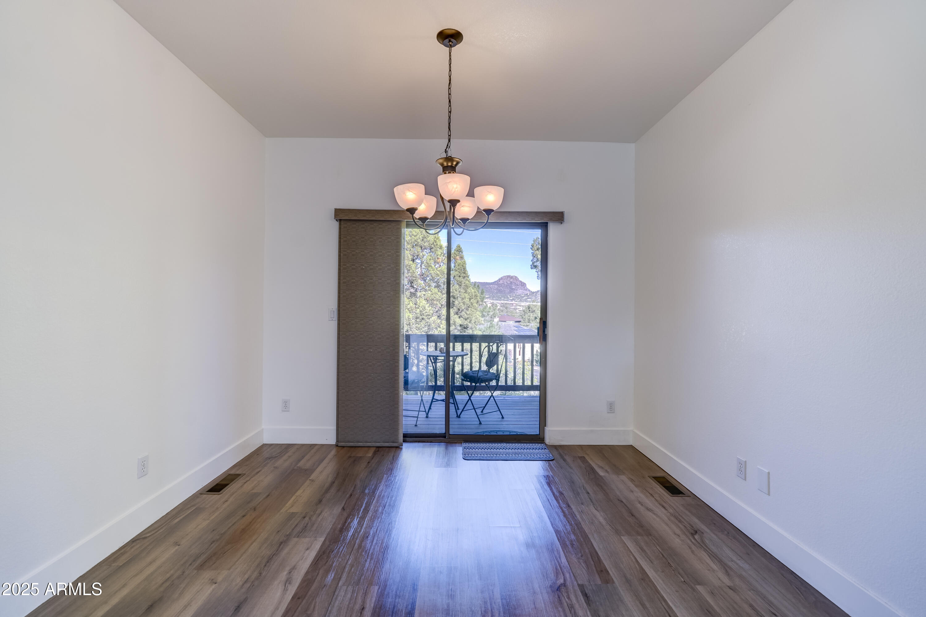 1483 Copper Basin Road Prescott, AZ 86303 - Photo 20 of 40 Dining Area 1
