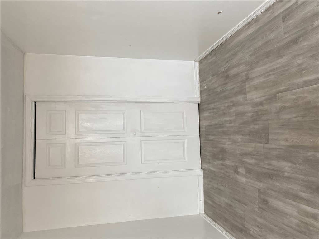 175 Rita Street Dayton, OH 45404 - Photo 36 of 48 This interior offers classic panel doors and durable laminate flooring.