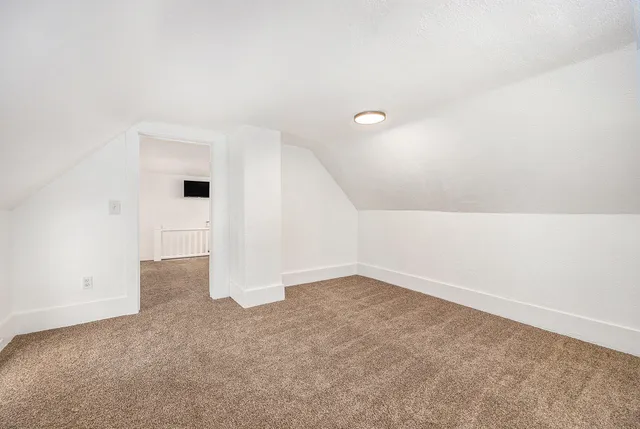 $190,000 | 723 Tulip Street Southwest, Grand Rapids, MI 49503