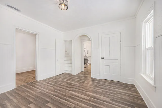 $190,000 | 723 Tulip Street Southwest, Grand Rapids, MI 49503