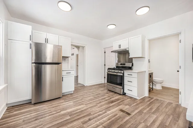 $190,000 | 723 Tulip Street Southwest, Grand Rapids, MI 49503