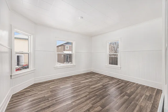 $190,000 | 723 Tulip Street Southwest, Grand Rapids, MI 49503