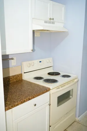 $1,800 | 1133 Benoist Farms Road, Unit 105, West Palm Beach, FL 33411