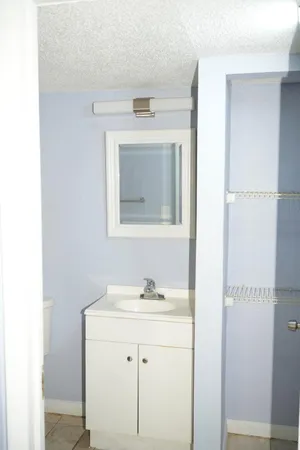 $1,800 | 1133 Benoist Farms Road, Unit 105, West Palm Beach, FL 33411