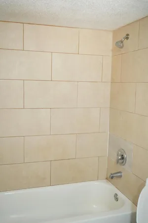 $1,800 | 1133 Benoist Farms Road, Unit 105, West Palm Beach, FL 33411