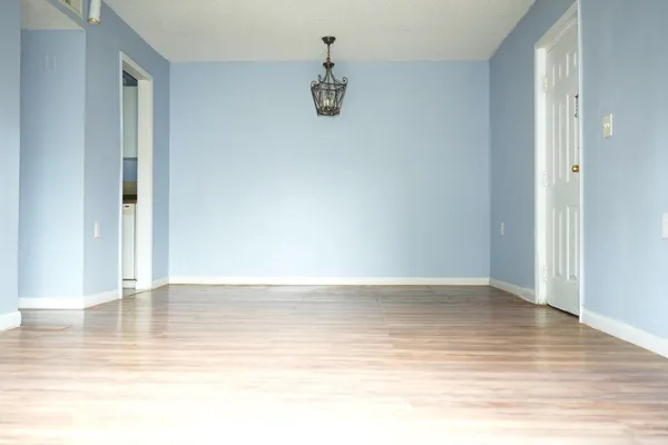 $1,800 | 1133 Benoist Farms Road, Unit 105, West Palm Beach, FL 33411