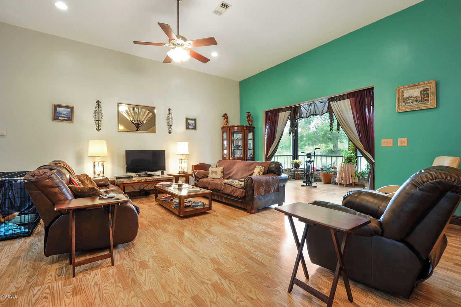 17287 Perkins Road Gulfport, MS 39503 - Photo 6 of 17 perkins road 6