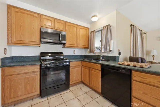 $549,000 | 100 Amber Court, Redlands, CA 92374