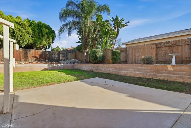 $549,000 | 100 Amber Court, Redlands, CA 92374