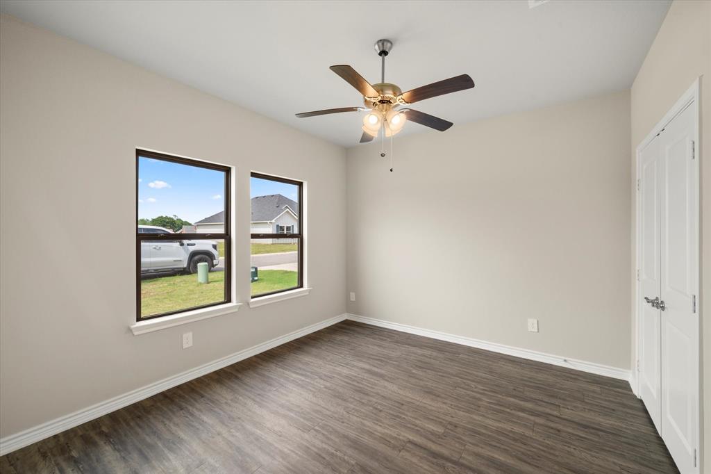 340 Preston Road Mabank, TX 75147 - Photo 11 of 17