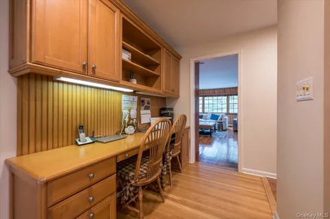$2,125,000 | 4 Springwood Path, Syosset, NY 11791