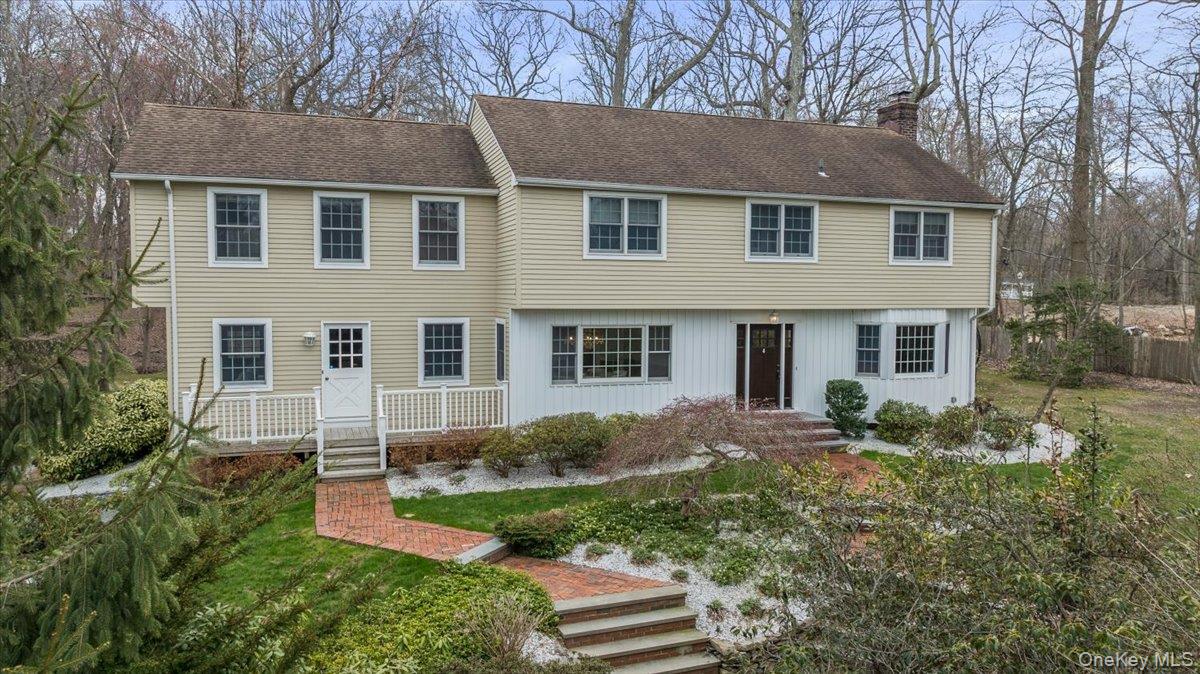 4 Springwood Path Syosset, NY 11791 - Photo 4 of 47 Aerial view of front of home.