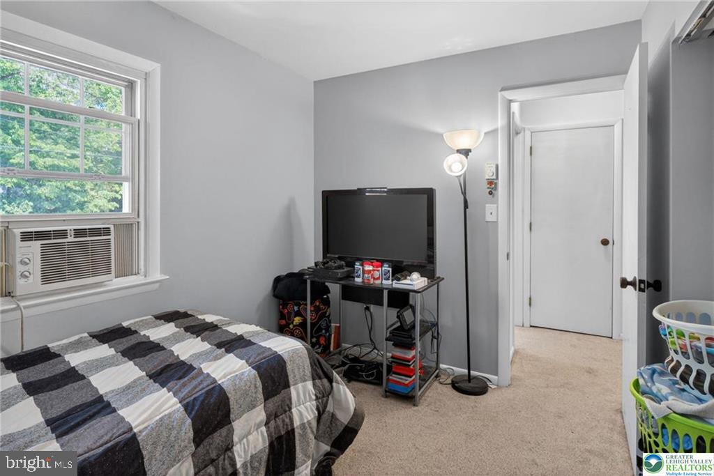 479 South 9th Street Akron, PA 17501 - Photo 23 of 33