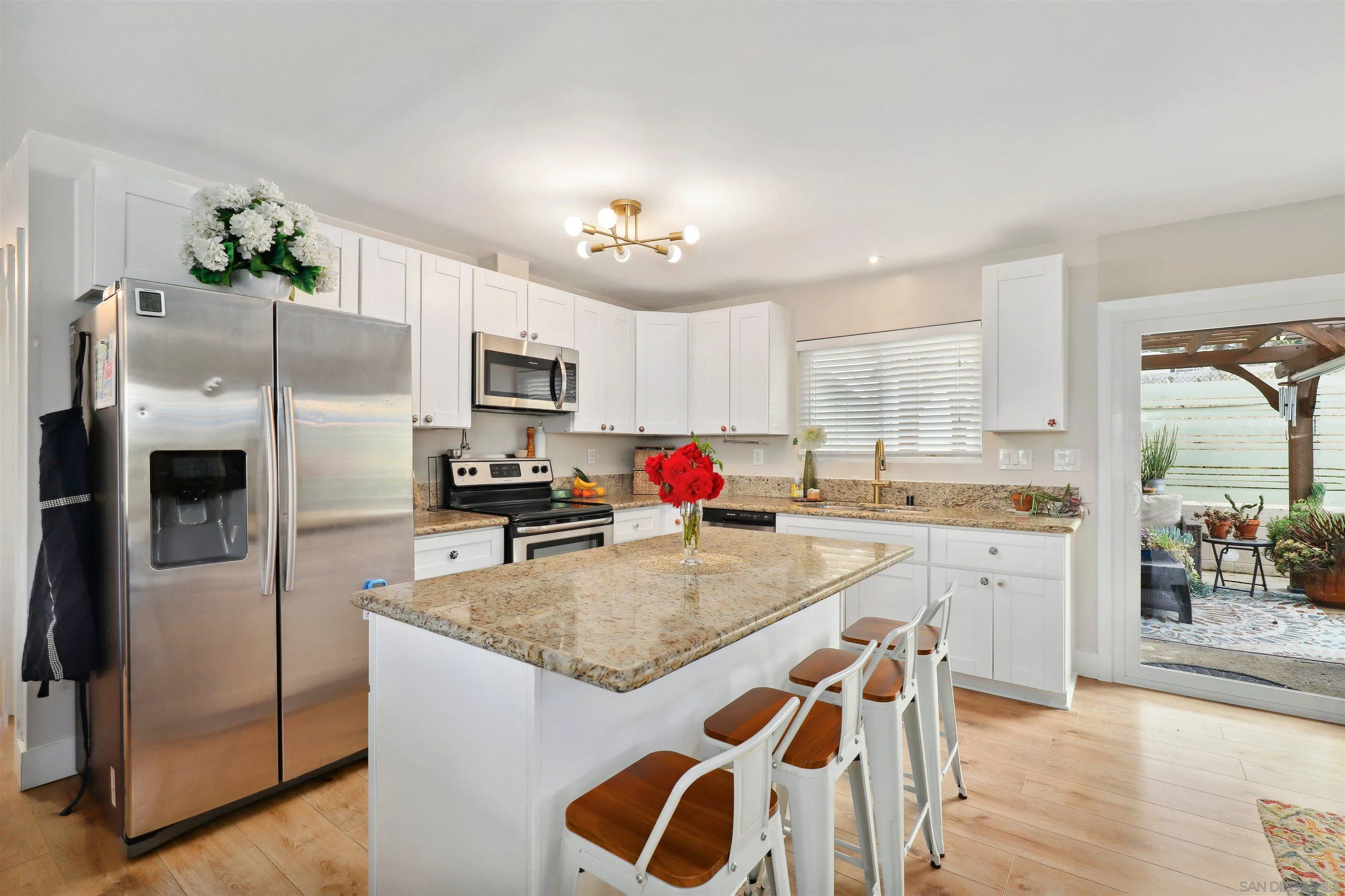 724 Amigos Road Ramona, CA 92065 - Photo 9 of 40 Gallery Image 9
