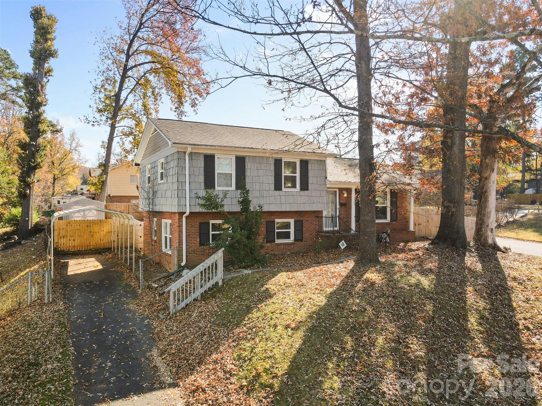 1323 Ranch Road Charlotte, NC 28208 - Photo 1 of 26 Gallery Image 1