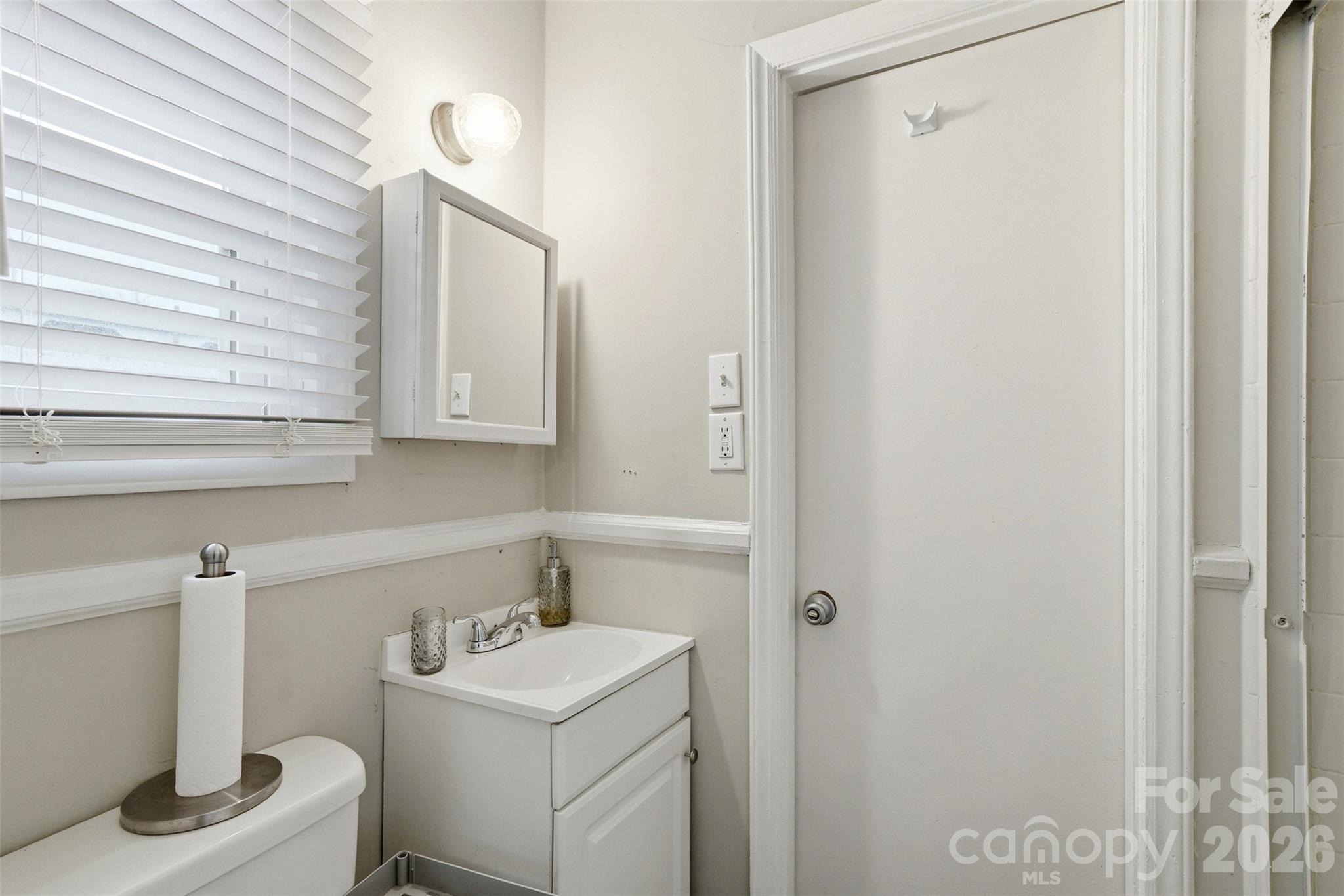 1323 Ranch Road Charlotte, NC 28208 - Photo 12 of 26 Gallery Image 12