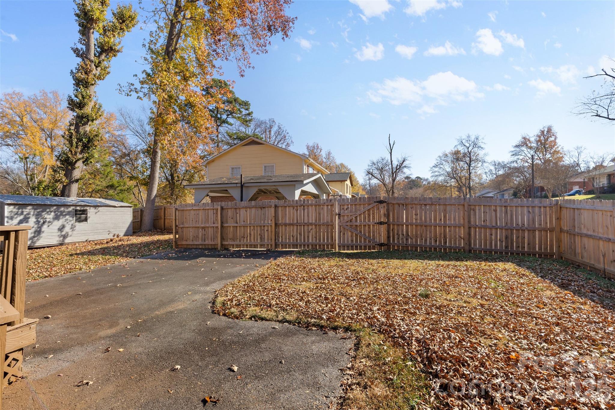 1323 Ranch Road Charlotte, NC 28208 - Photo 20 of 26 Gallery Image 20
