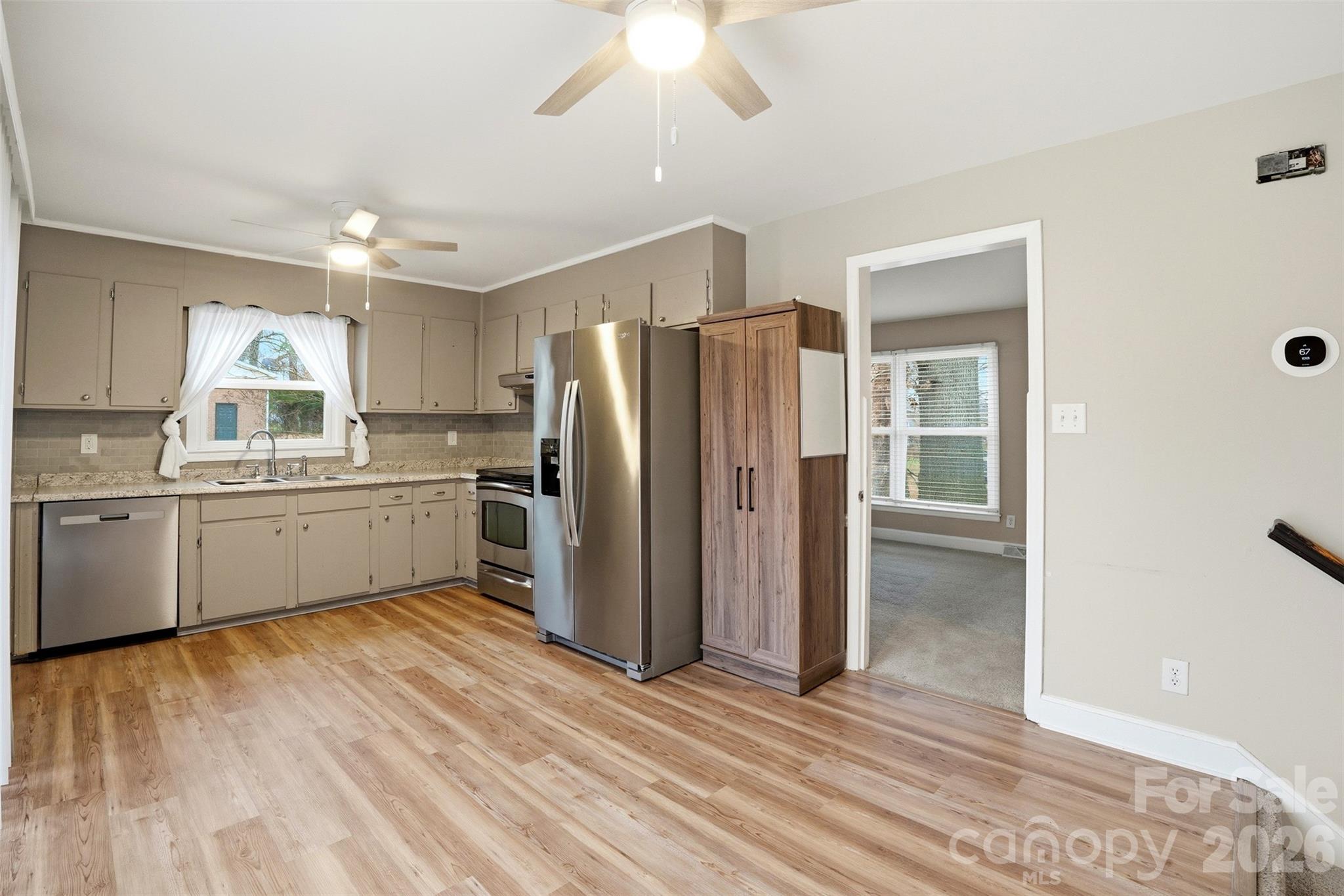 1323 Ranch Road Charlotte, NC 28208 - Photo 6 of 26 Gallery Image 6