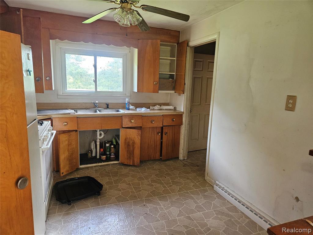 4242 Jones Road North Branch, MI 48461 - Photo 5 of 13