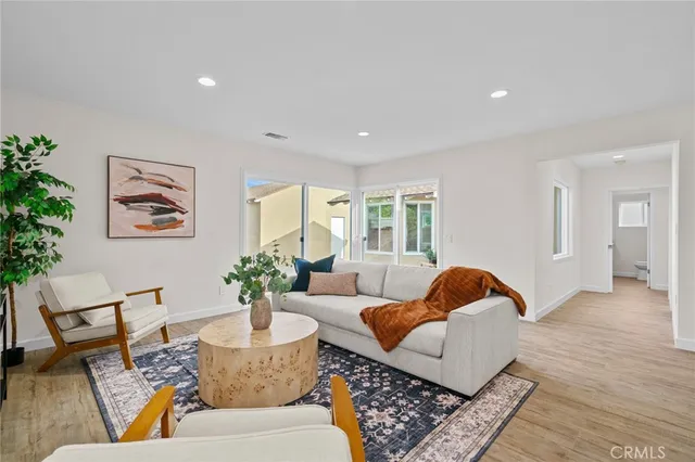 $975,000 | 18725 Covello Street, Reseda, CA 91335