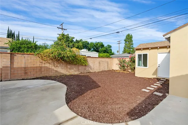 $975,000 | 18725 Covello Street, Reseda, CA 91335