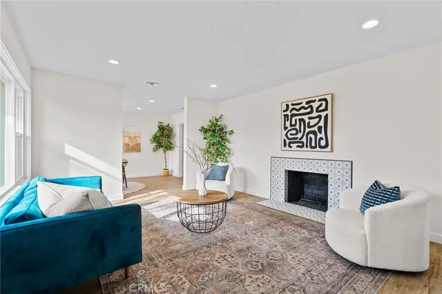 $975,000 | 18725 Covello Street, Reseda, CA 91335